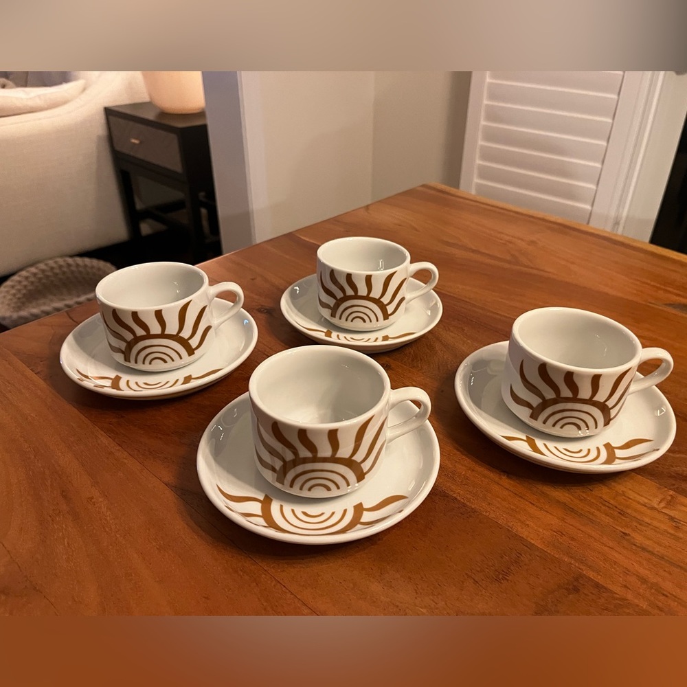 Vista Alegre Porcelain Cup Set (set of 4)